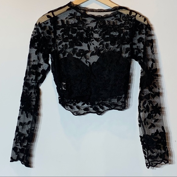 EUC Black Lace Long Sleeve Cropped Zip‎ Side Blouse - Picture 1 of 6